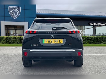 Used Peugeot E-2008 2021 for sale - 76207059: Photo 4