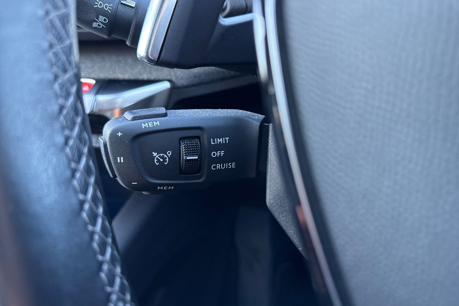 Used Peugeot 3008 2022 for sale - 76697679: Photo 42