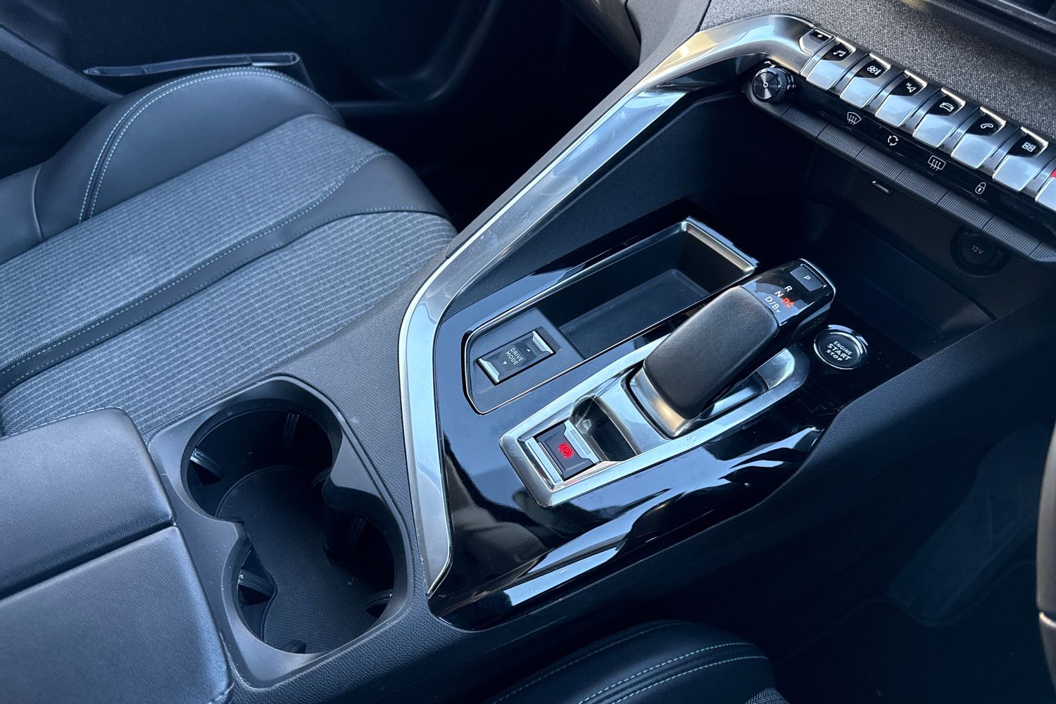 Used Peugeot 3008 2022 for sale - 76697679: Photo 59