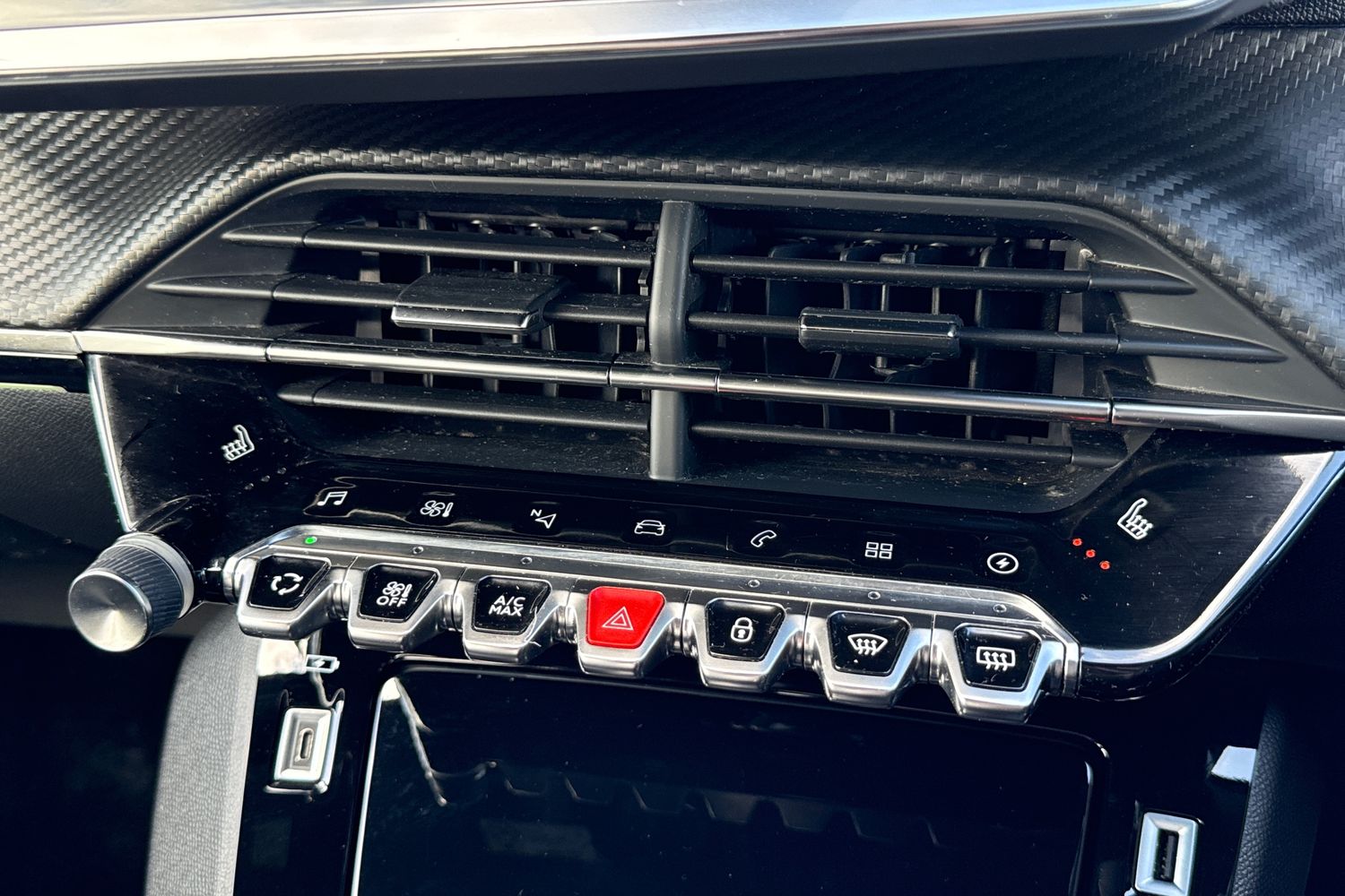 Used Peugeot 2008 2022 for sale - 77842924: Photo 60