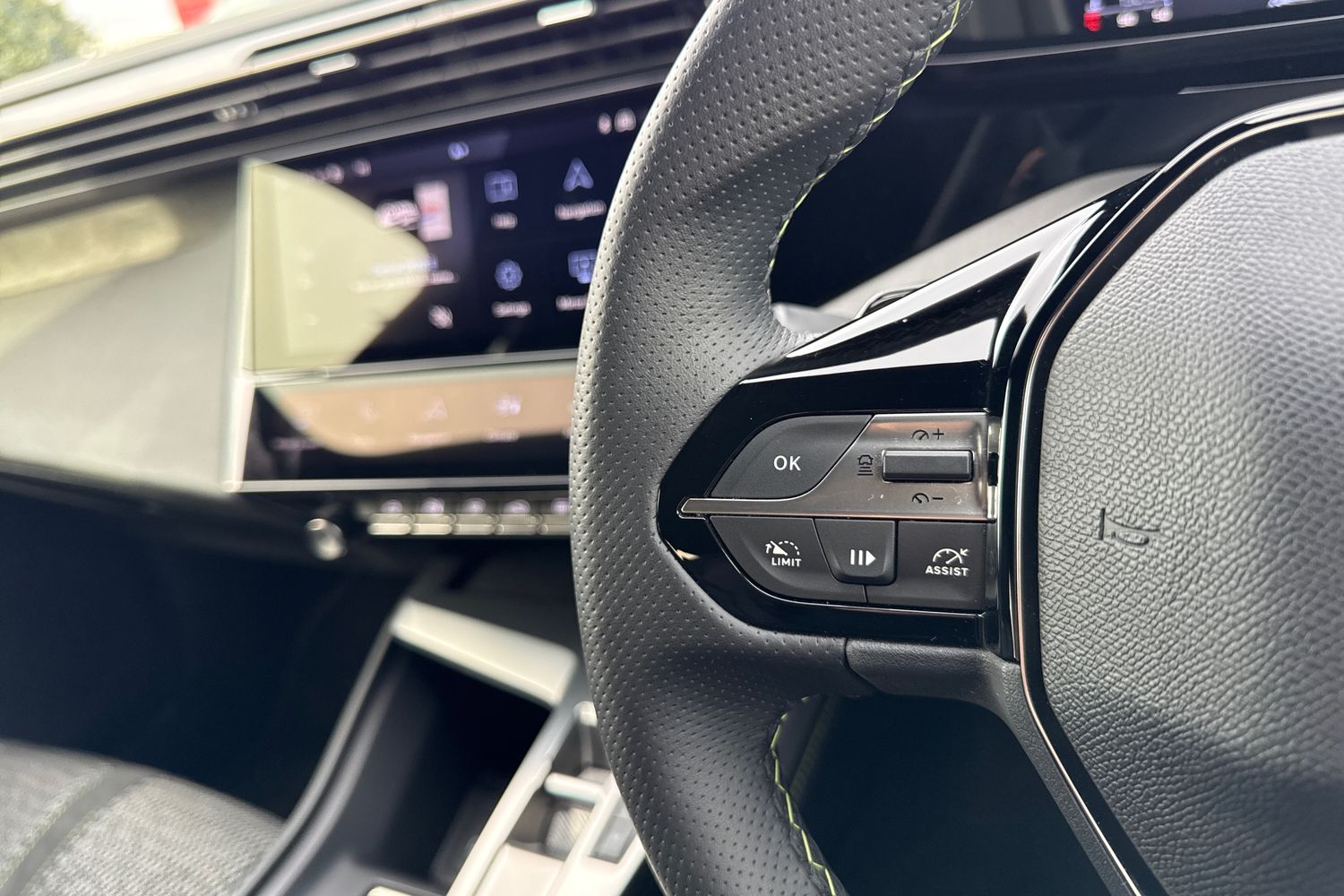 Used Peugeot 408 2025 for sale - 77589552: Photo 37