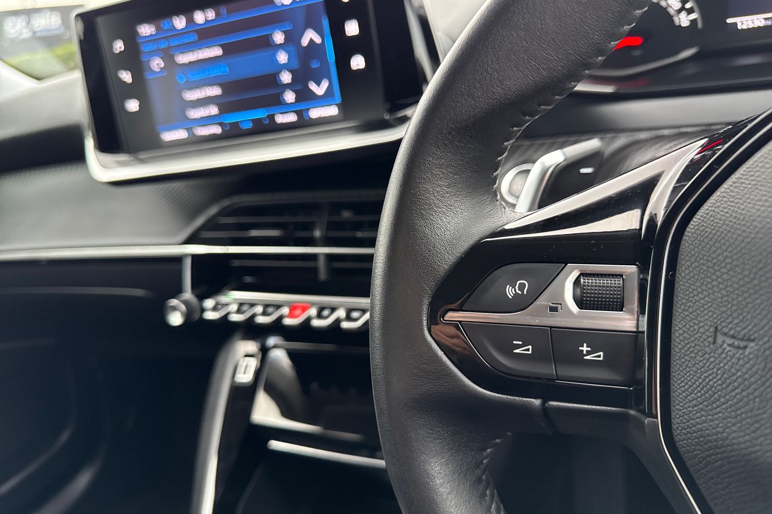 Used Peugeot 2008 2021 for sale - 76502973: Photo 38