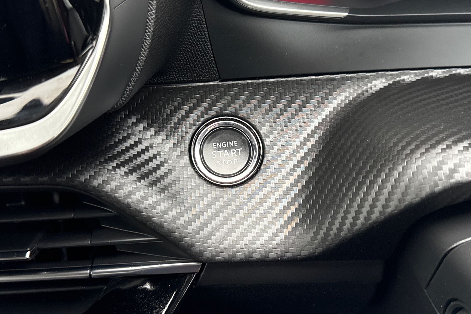 Used Peugeot 2008 2021 for sale - 76502973: Photo 43