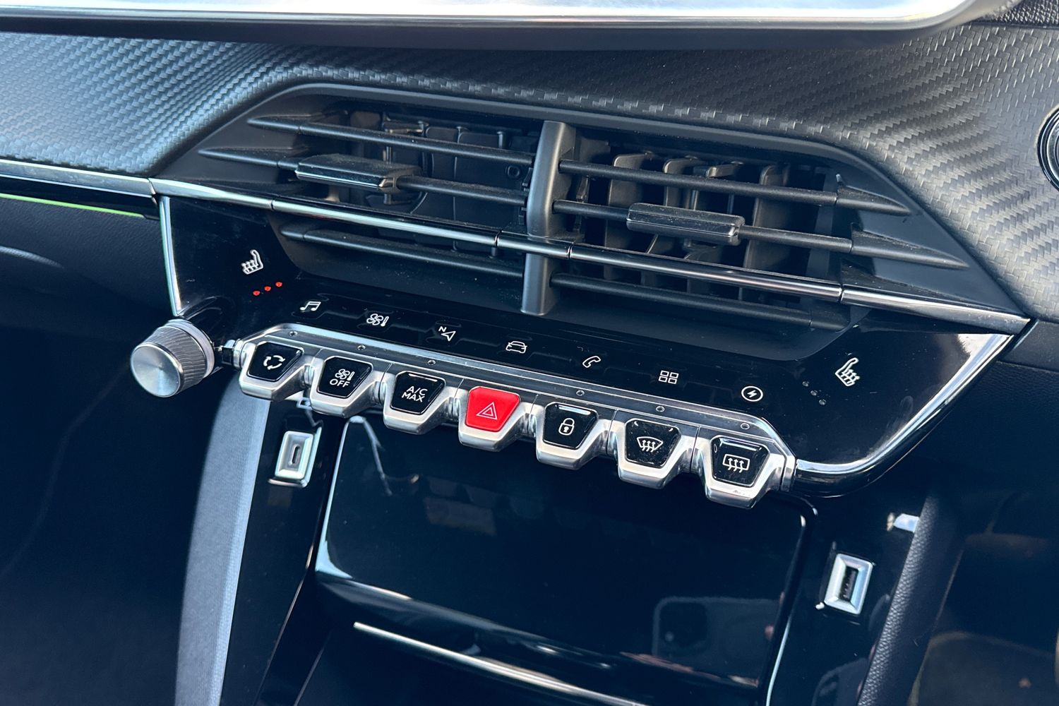 Used Peugeot 2008 2021 for sale - 77128941: Photo 56