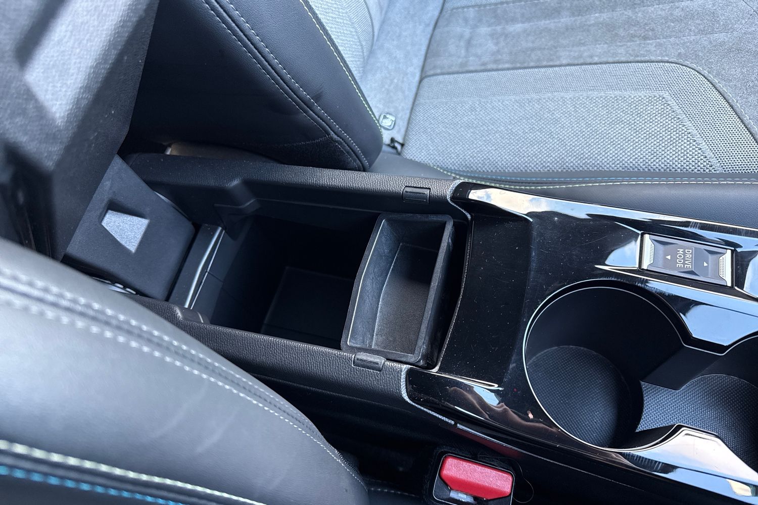 Used Peugeot 2008 2021 for sale - 77128941: Photo 60