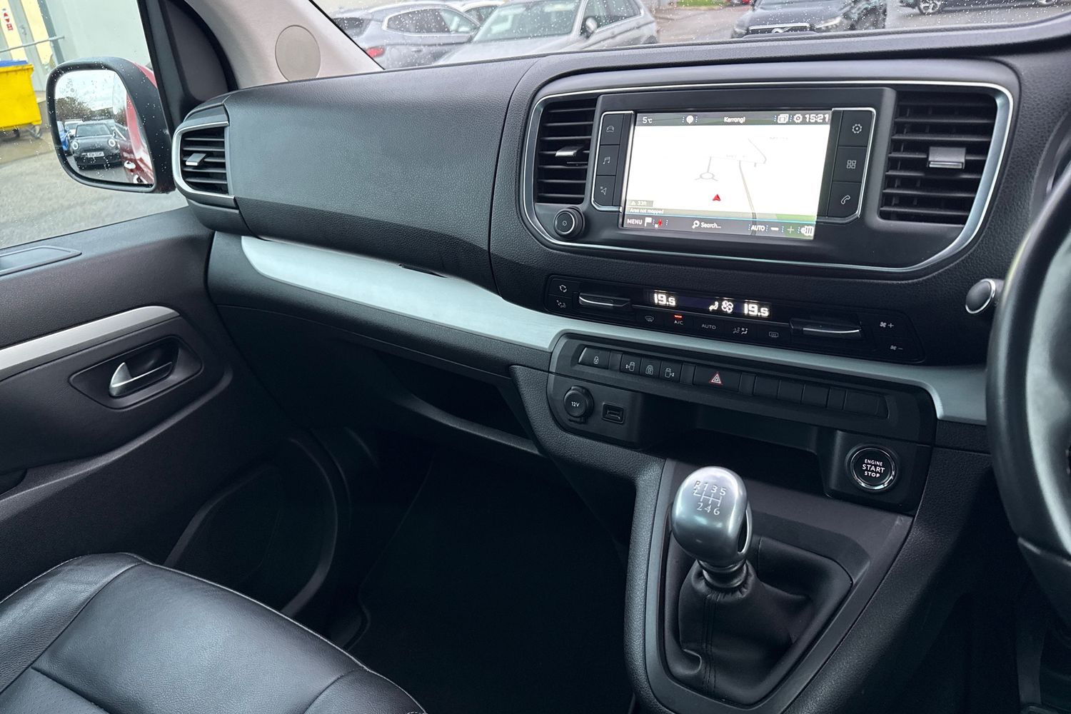 Used Peugeot Traveller 2019 for sale - 77158841: Photo 47