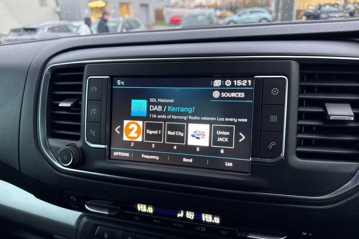 Used Peugeot Traveller 2019 for sale - 77158841: Photo 48