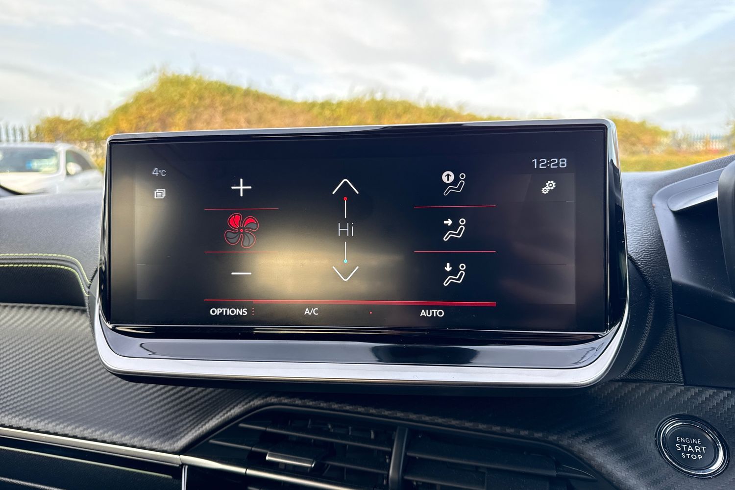 Used Peugeot 2008 2023 for sale - 76711808: Photo 21