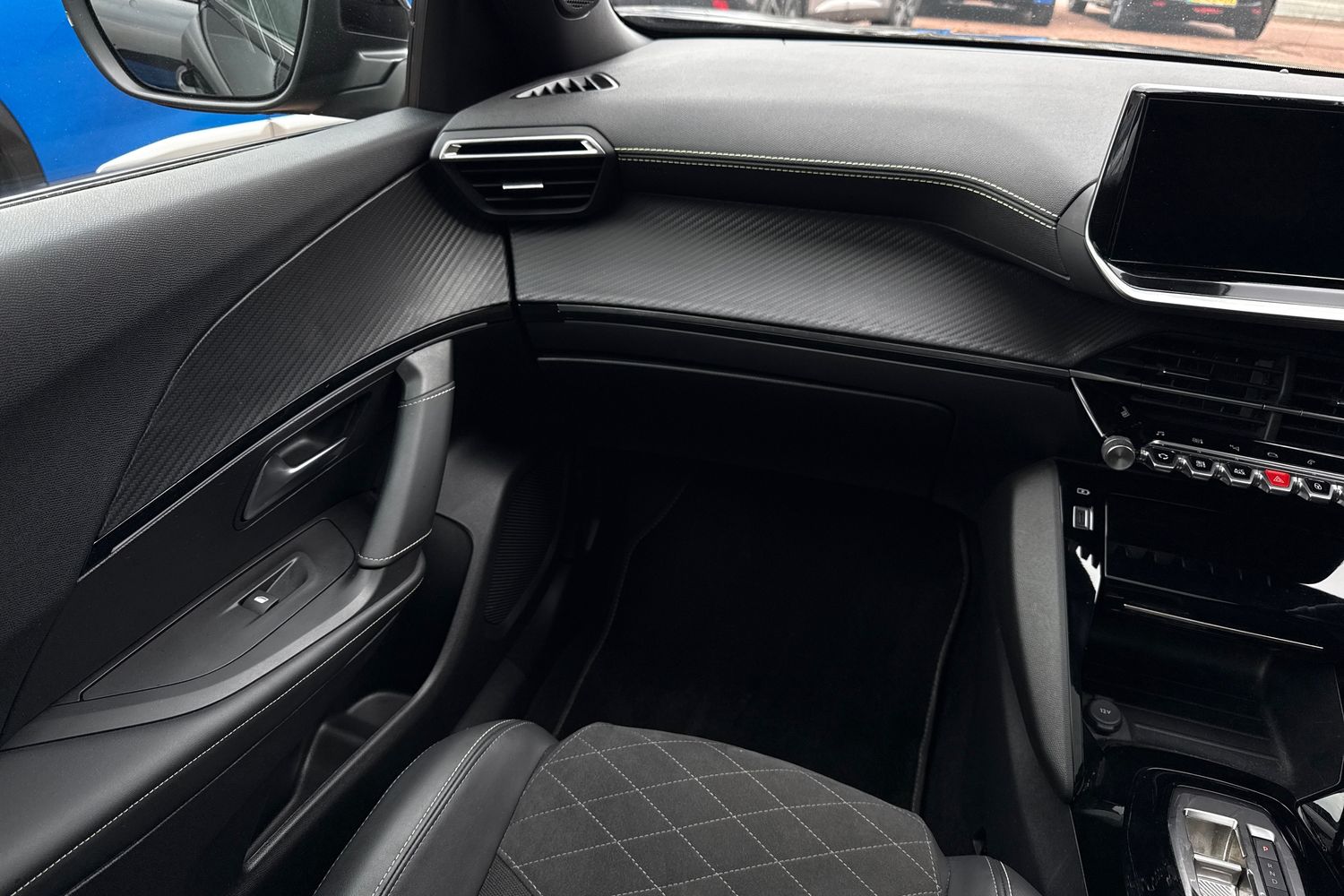 Used Peugeot E-2008 2023 for sale - 78079091: Photo 20