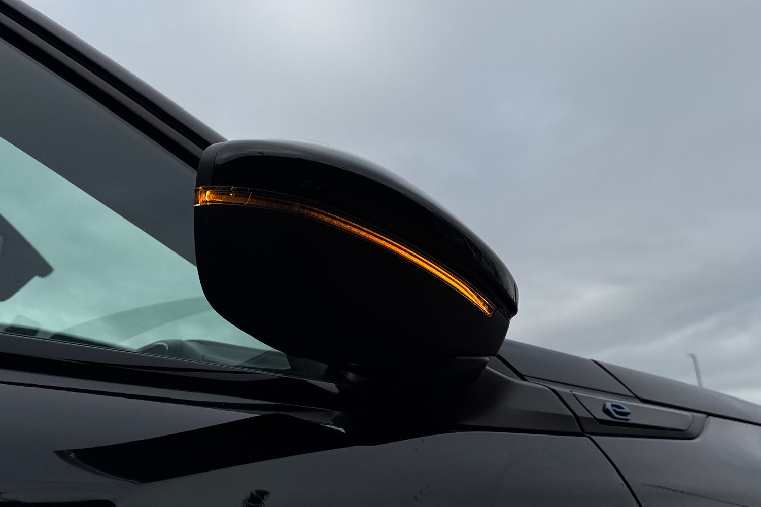 Used Peugeot E-2008 2023 for sale - 78079091: Photo 25