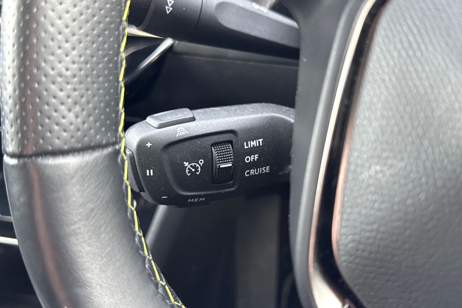 Used Peugeot 2008 2021 for sale - 77973356: Photo 44