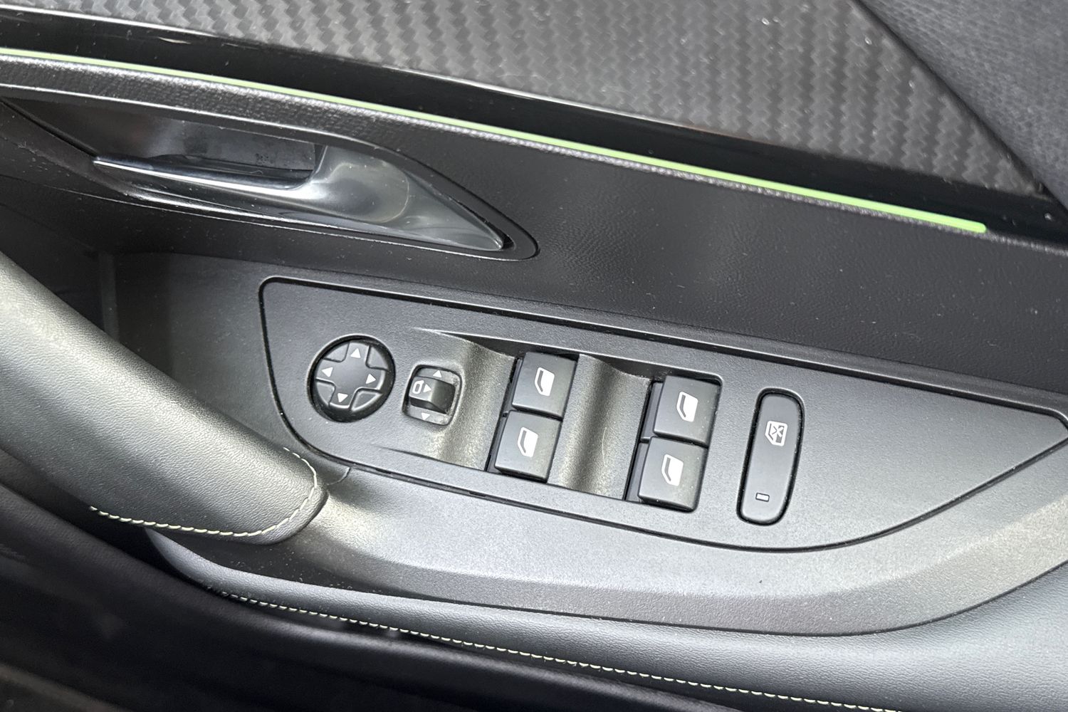 Used Peugeot 2008 2021 for sale - 77973356: Photo 45