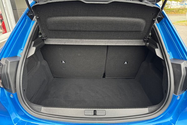 Used Peugeot 208 2022 for sale - 76232559: Photo 6