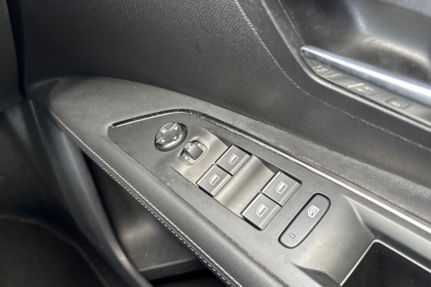 Used Peugeot 3008 2022 for sale - 78016258: Photo 42