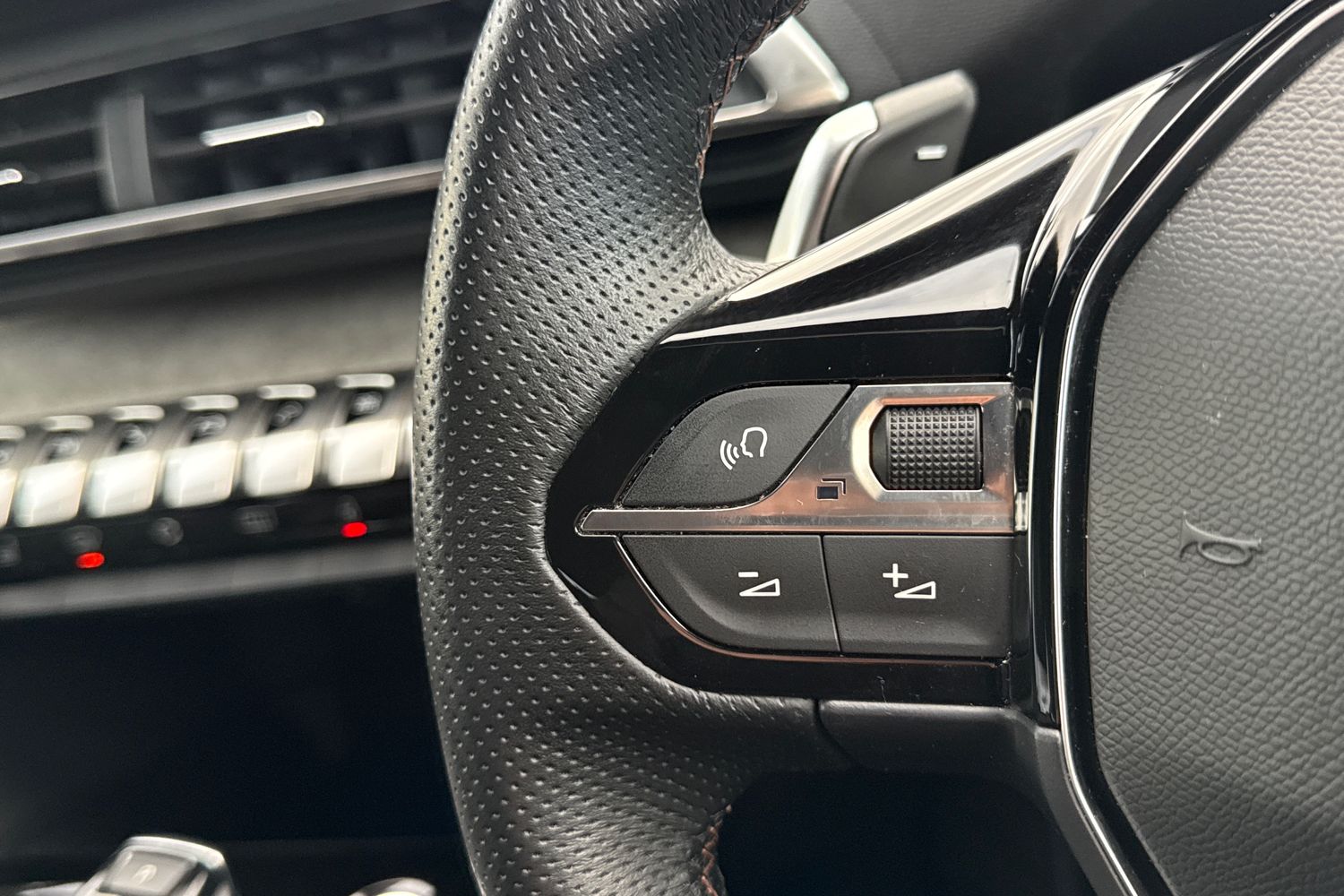 Used Peugeot 3008 2022 for sale - 76805292: Photo 40