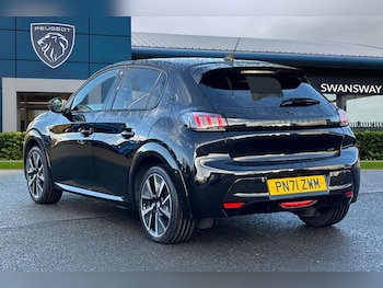 Used Peugeot E-208 2021 for sale - 76782969: Photo