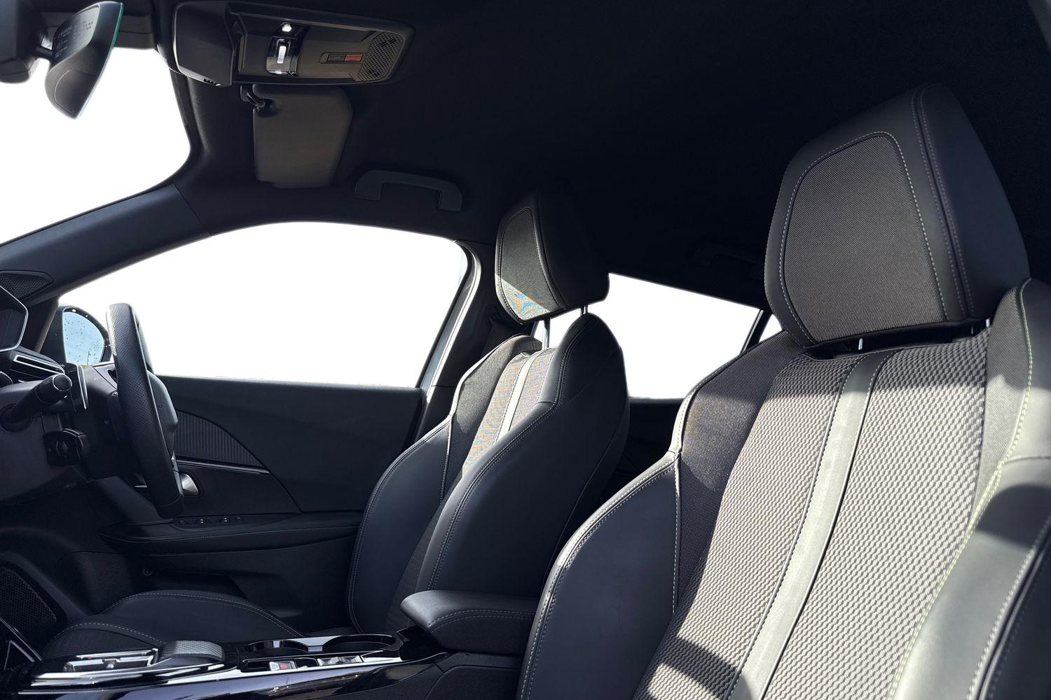 Used Peugeot 2008 2023 for sale - 76405851: Photo 15