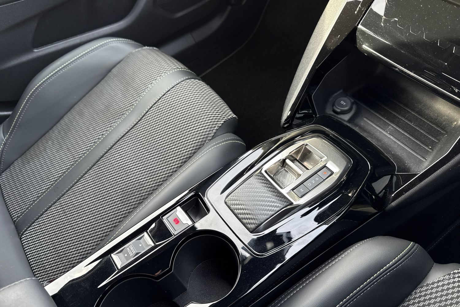 Used Peugeot 2008 2023 for sale - 76405851: Photo 22