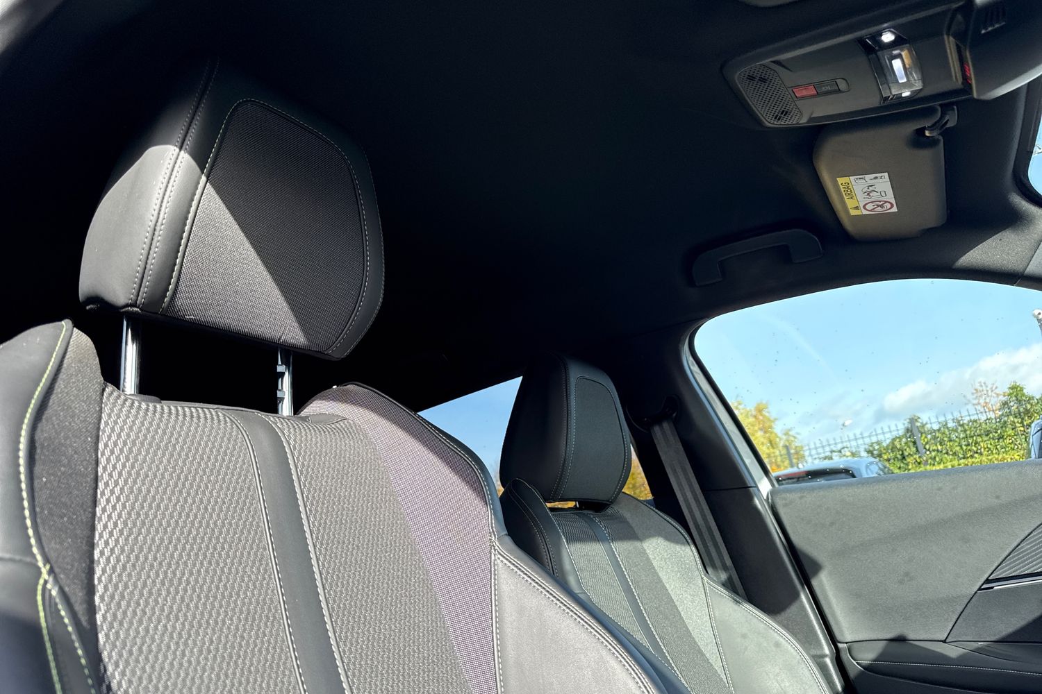 Used Peugeot 2008 2023 for sale - 76405851: Photo 23