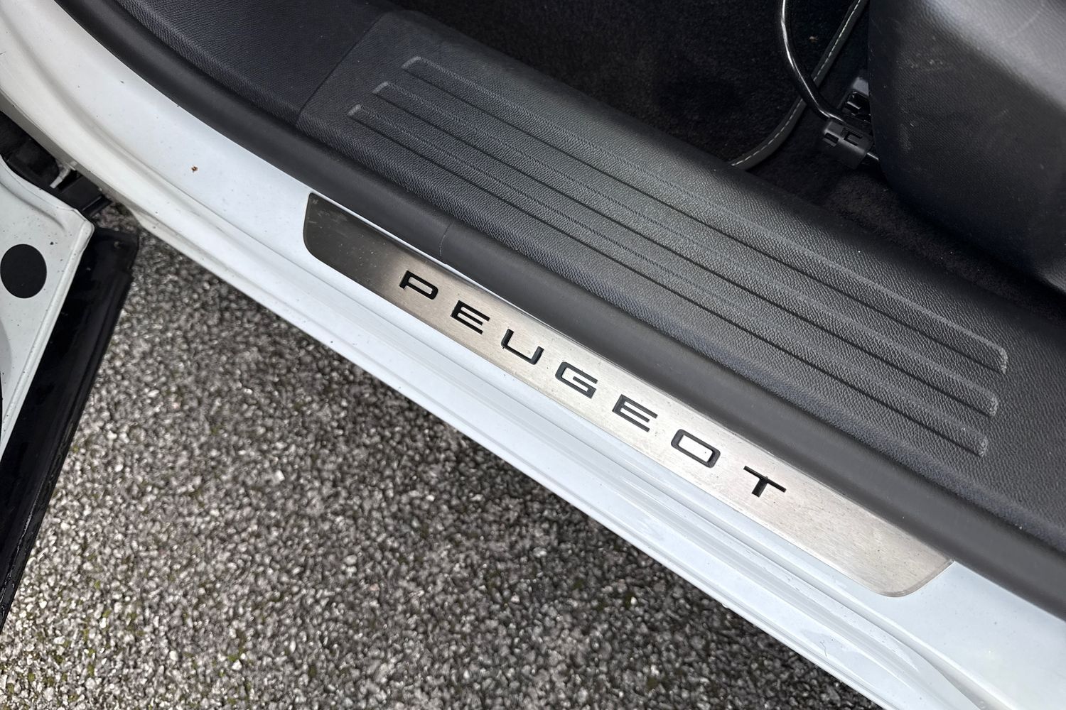 Used Peugeot 2008 2023 for sale - 76405851: Photo 34