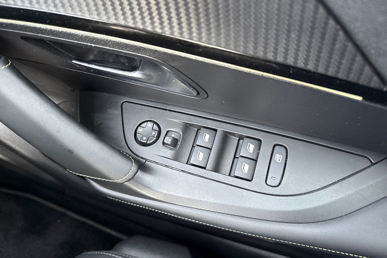 Used Peugeot 2008 2023 for sale - 76405851: Photo 41