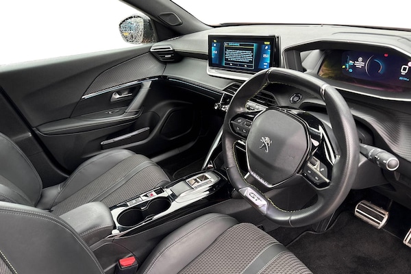 Used Peugeot 2008 2022 for sale - 76164657: Photo 13