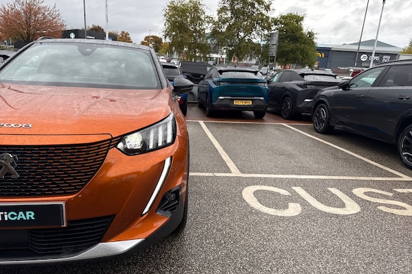 Used Peugeot 2008 2022 for sale - 76164657: Photo 25