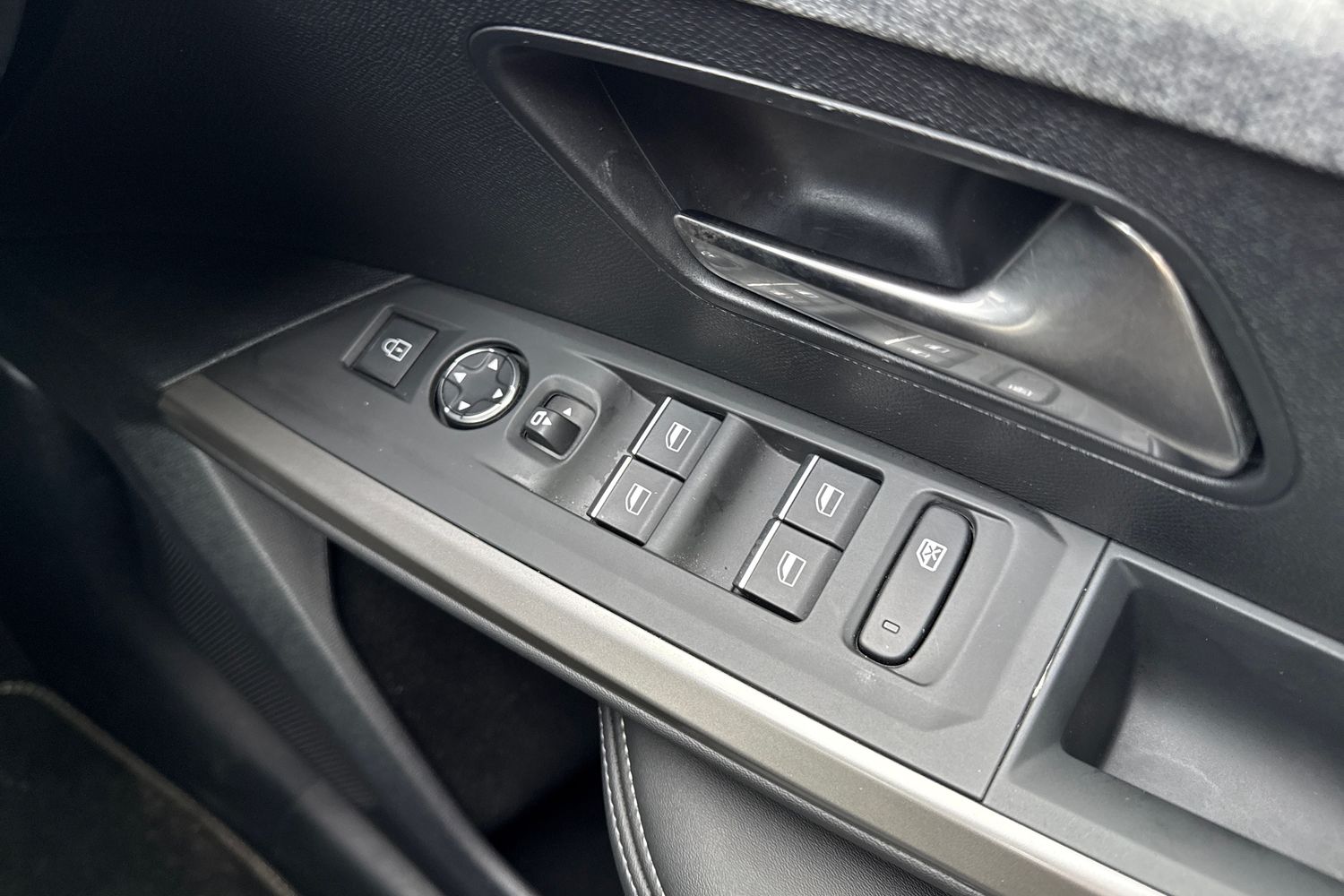 Used Peugeot 3008 2024 for sale - 76844524: Photo 42