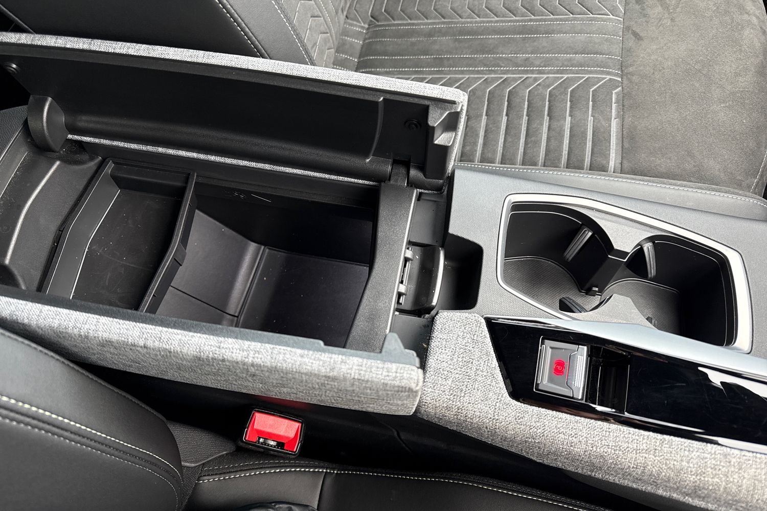 Used Peugeot 3008 2024 for sale - 76844524: Photo 60