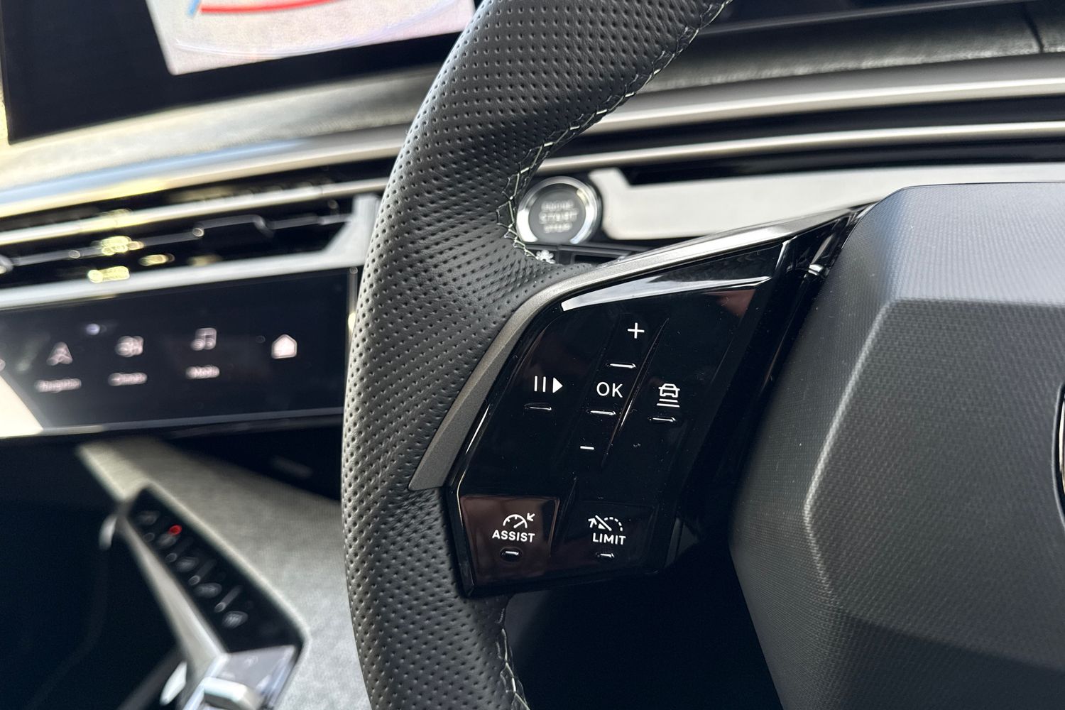 Used Peugeot E-3008 2026 for sale - 77187513: Photo 38