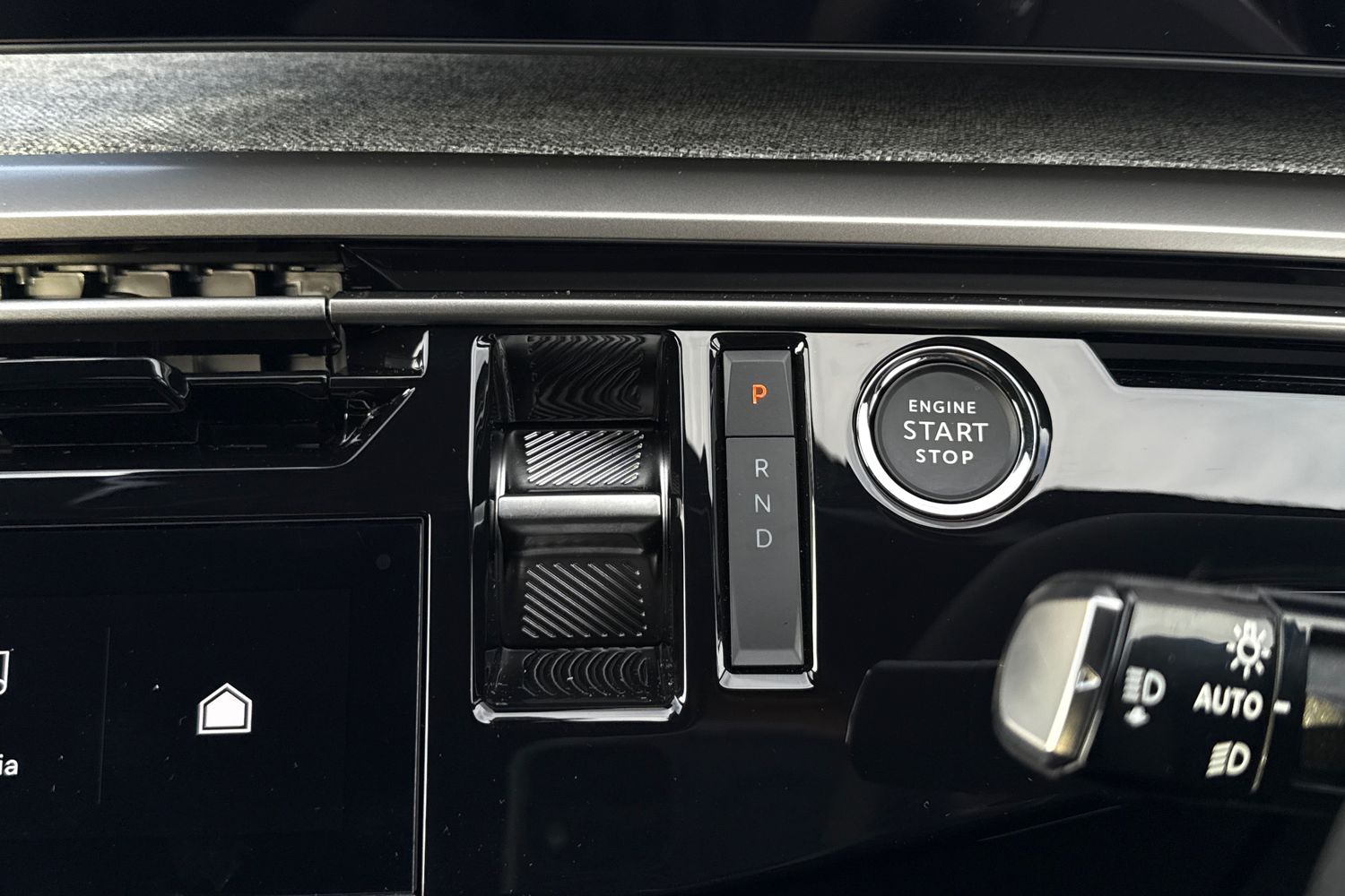 Used Peugeot E-3008 2026 for sale - 77187513: Photo 54