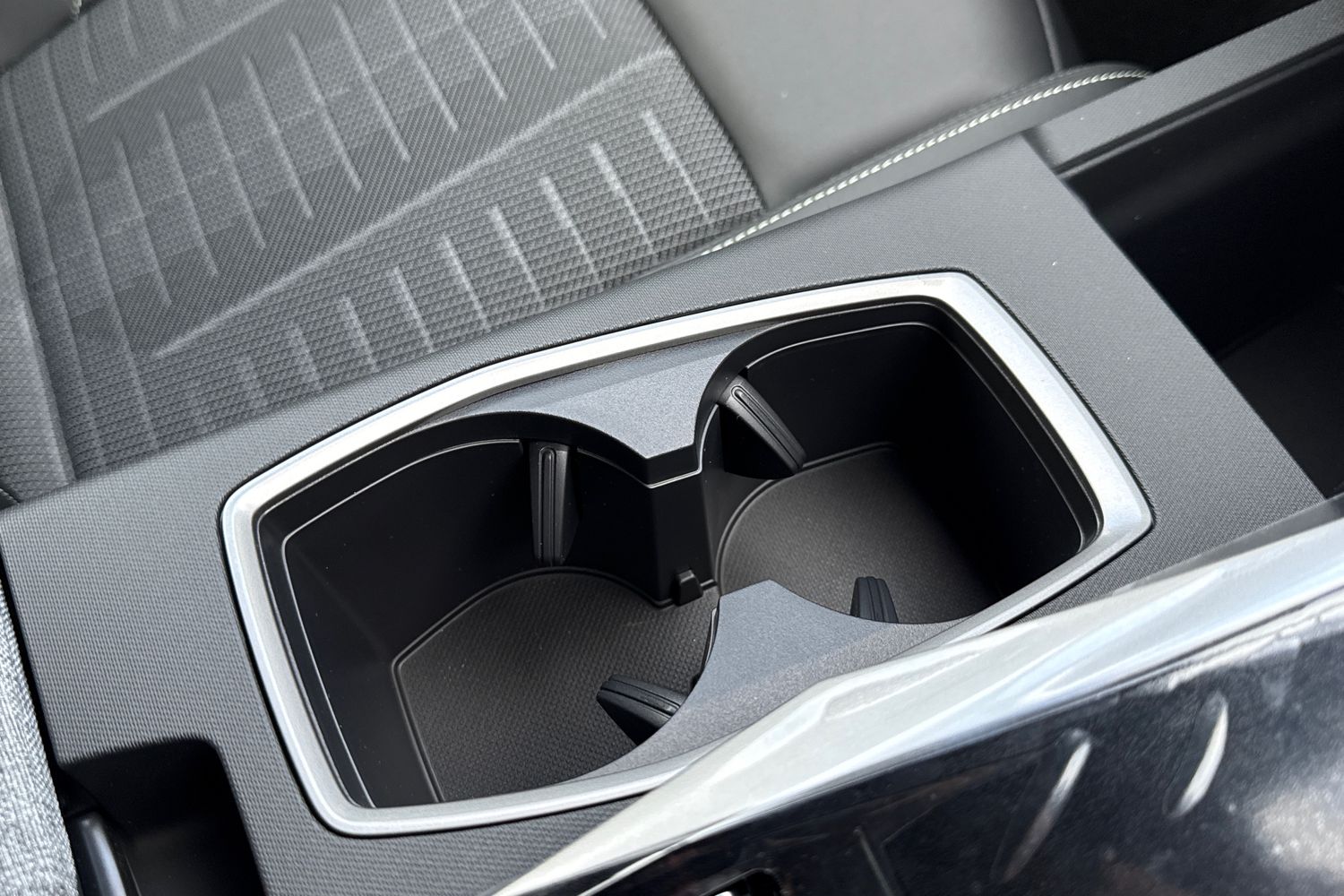 Used Peugeot E-3008 2026 for sale - 77187513: Photo 58