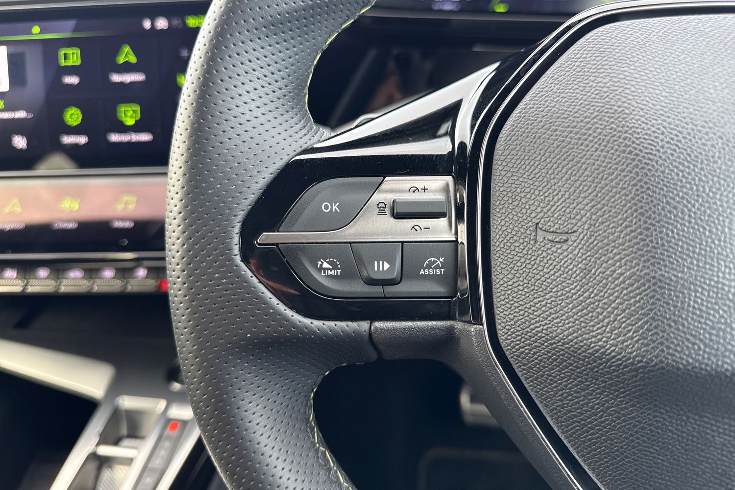 Used Peugeot 408 2024 for sale - 76711765: Photo 38