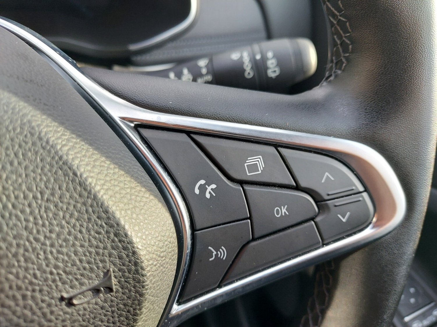 Used Renault Zoe 2023 for sale - 76868684: Photo 28