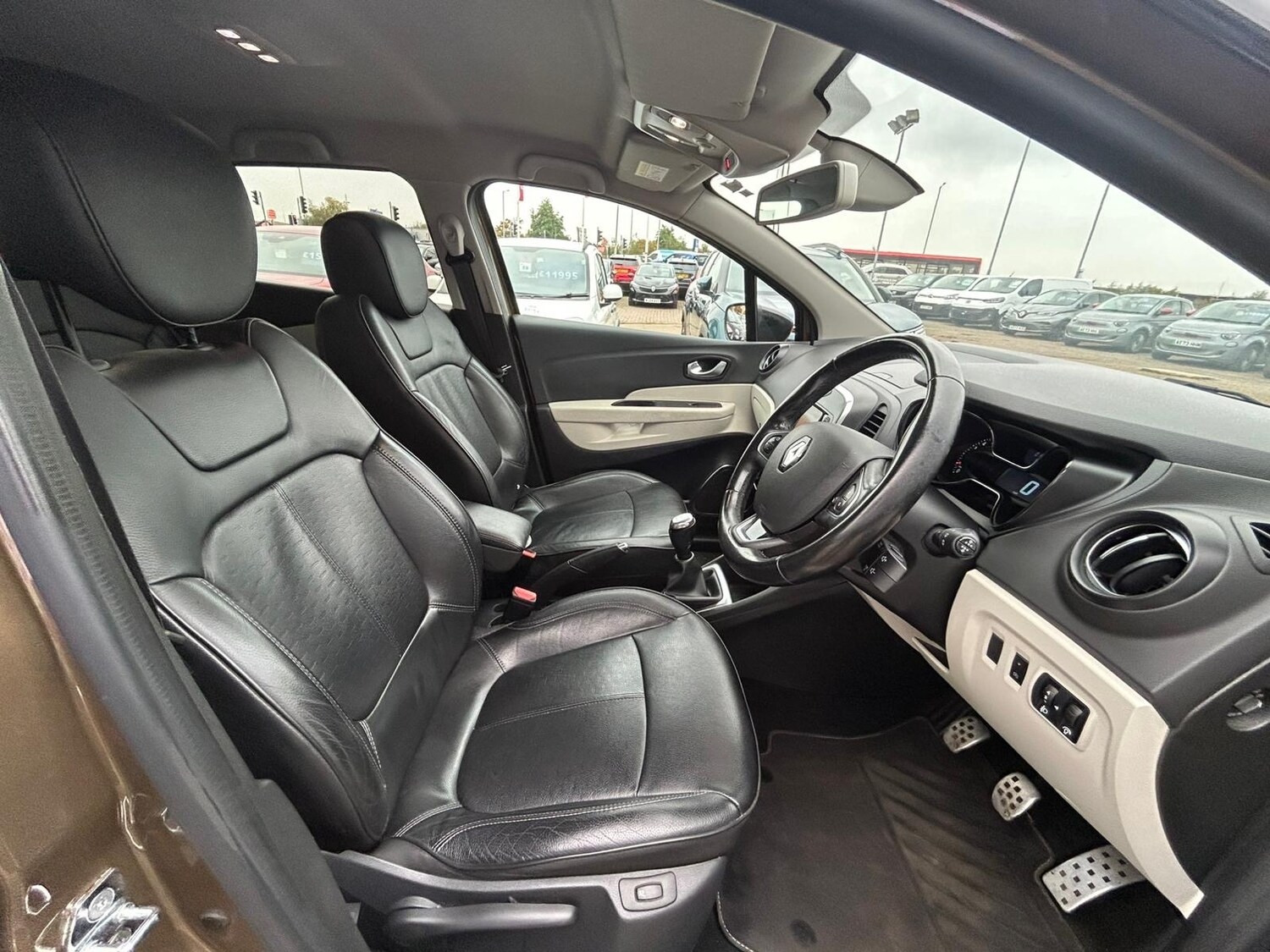 Used Renault Captur 2018 for sale - 76297535: Photo 28