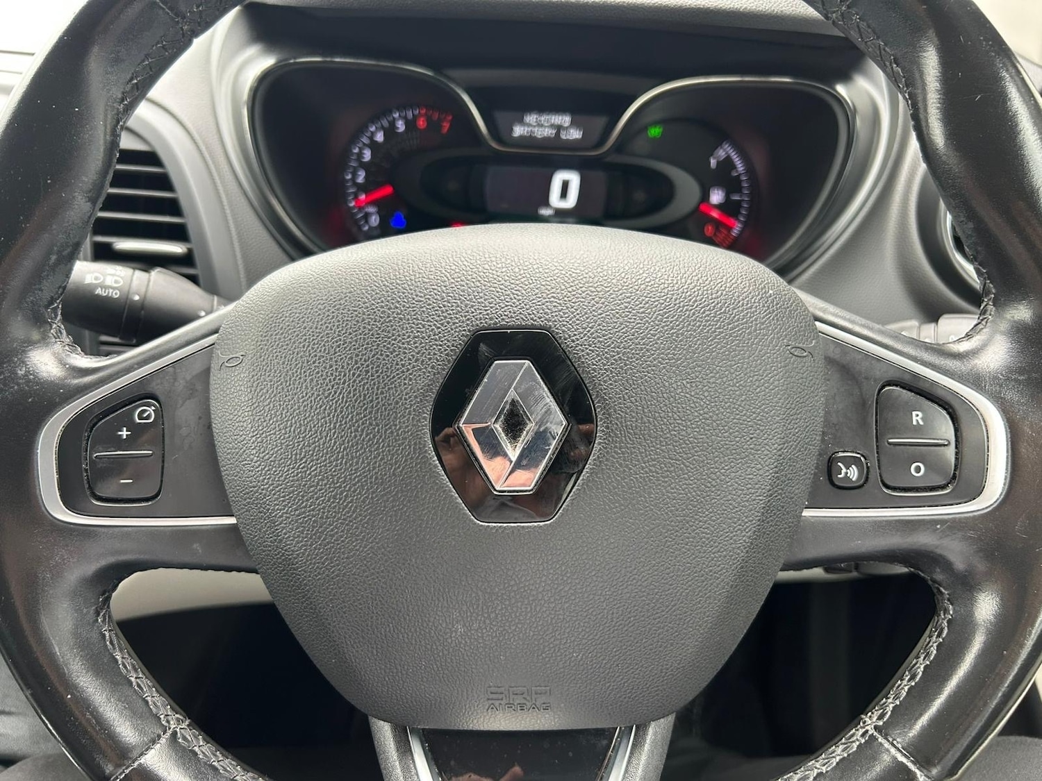 Used Renault Captur 2018 for sale - 76297535: Photo 29