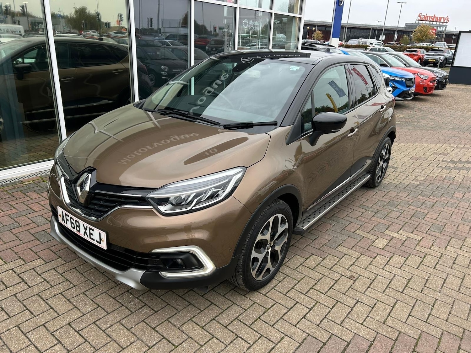 Used Renault Captur 2018 for sale - 76297535: Photo 3