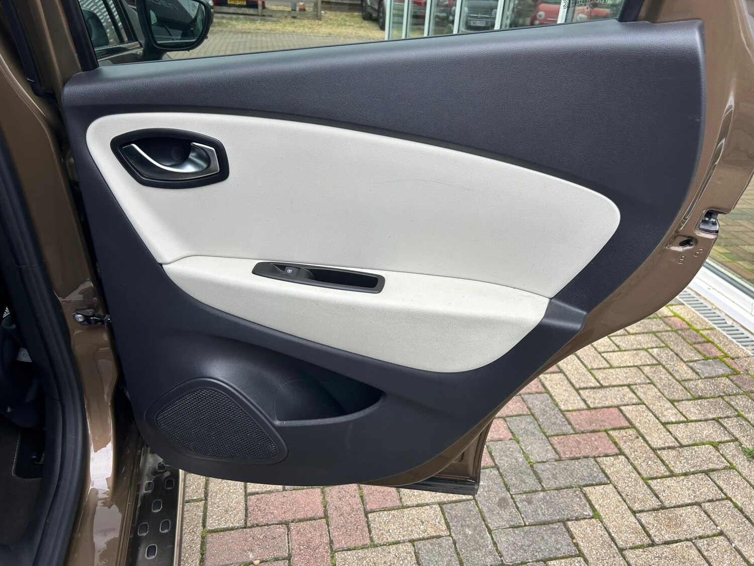 Used Renault Captur 2018 for sale - 76297535: Photo 36