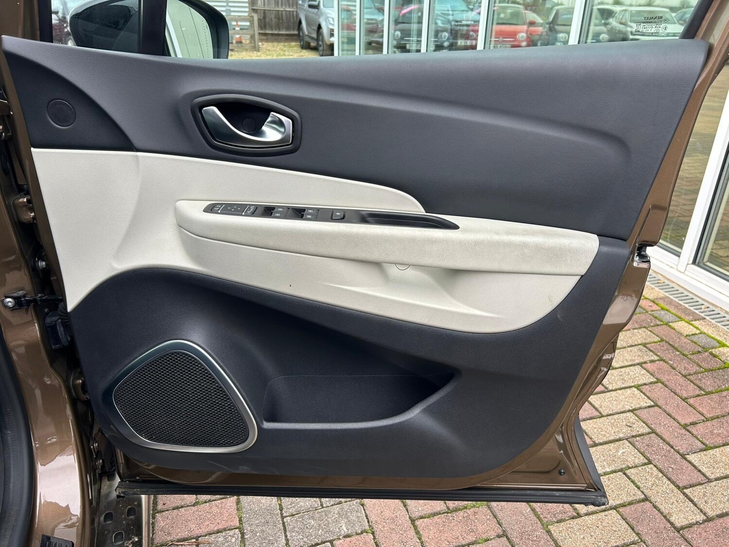 Used Renault Captur 2018 for sale - 76297535: Photo 39