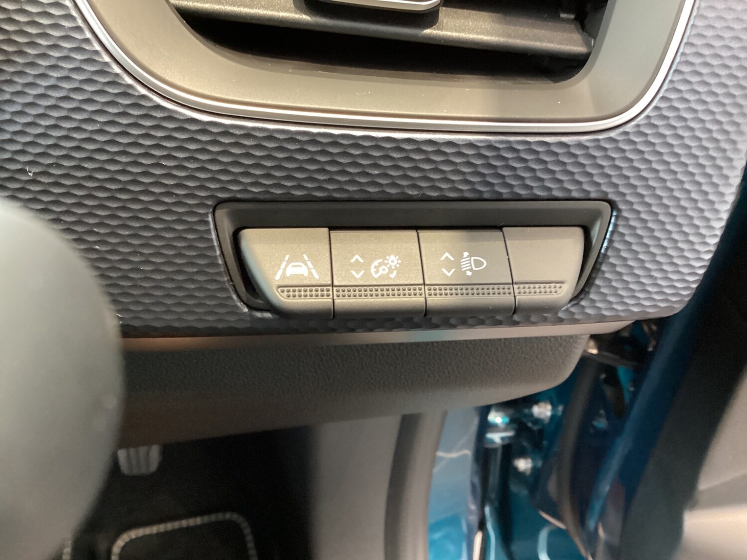 Used Renault Arkana 2024 for sale - 76704509: Photo 27