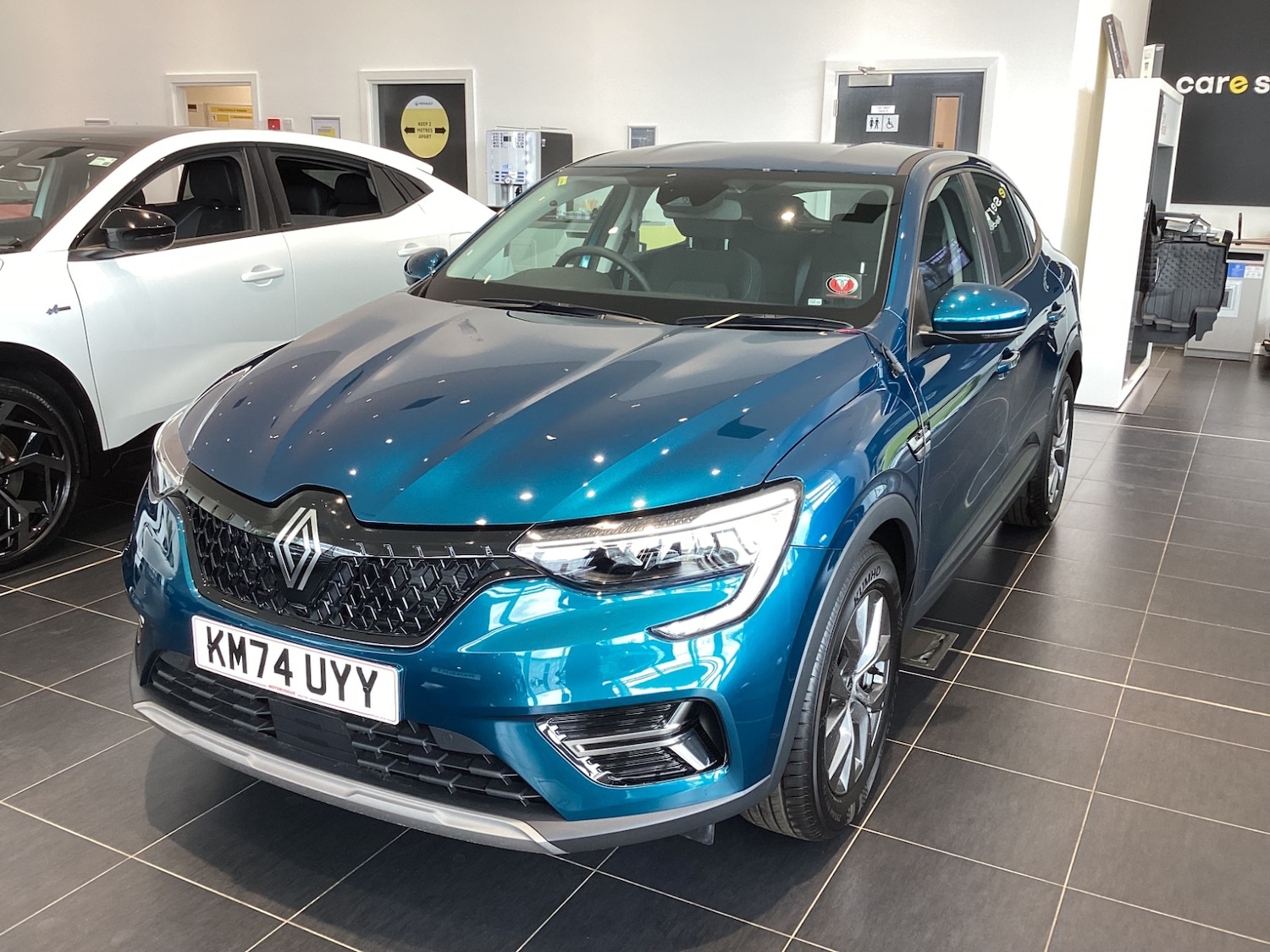 Used Renault Arkana 2024 for sale - 76704509: Photo 3