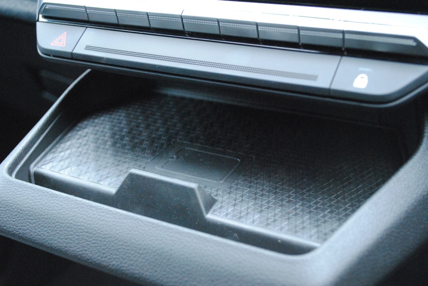 Used Renault Megane E Tech 2023 for sale - 76868885: Photo 42