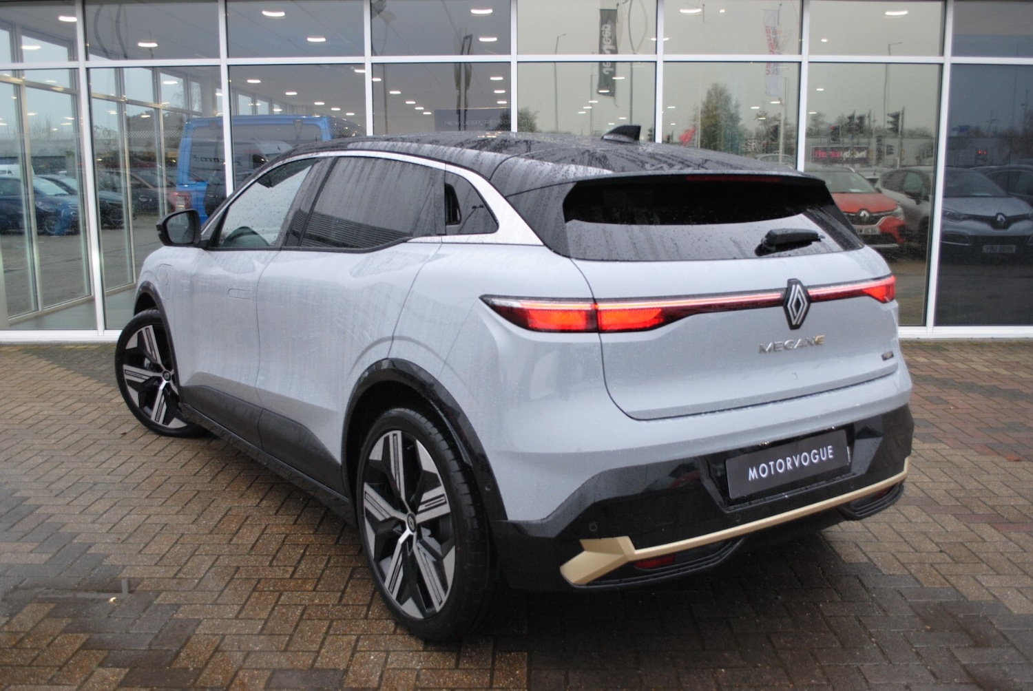 Used Renault Megane E Tech 2023 for sale - 76868885: Photo 5