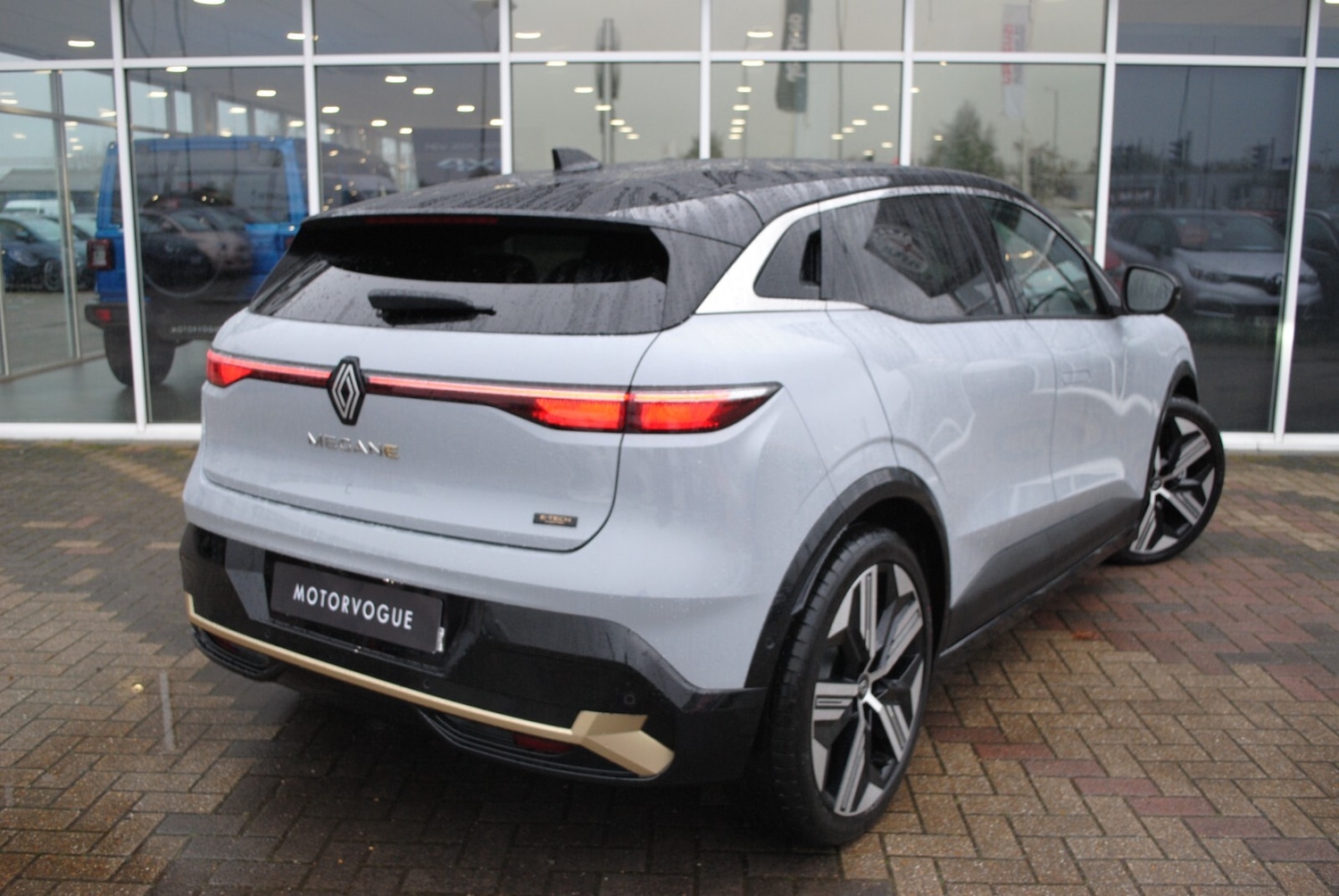 Used Renault Megane E Tech 2023 for sale - 76868885: Photo 7