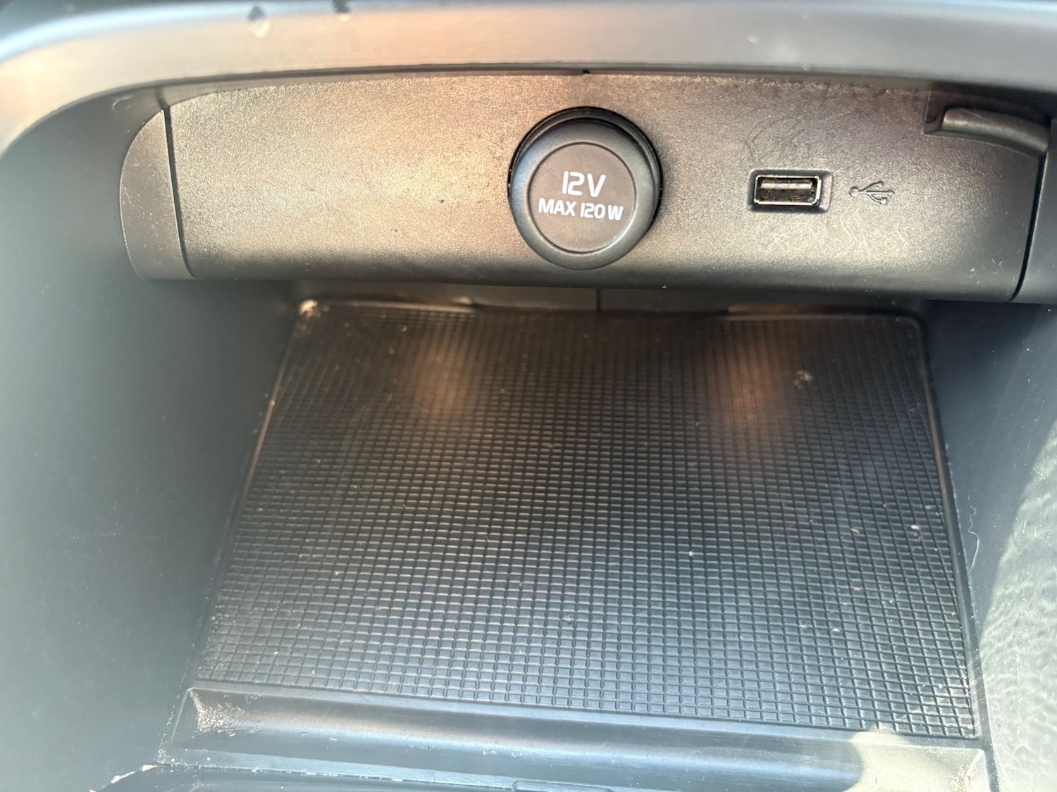 Used Volvo XC40 2020 for sale - 75902325: Photo 27