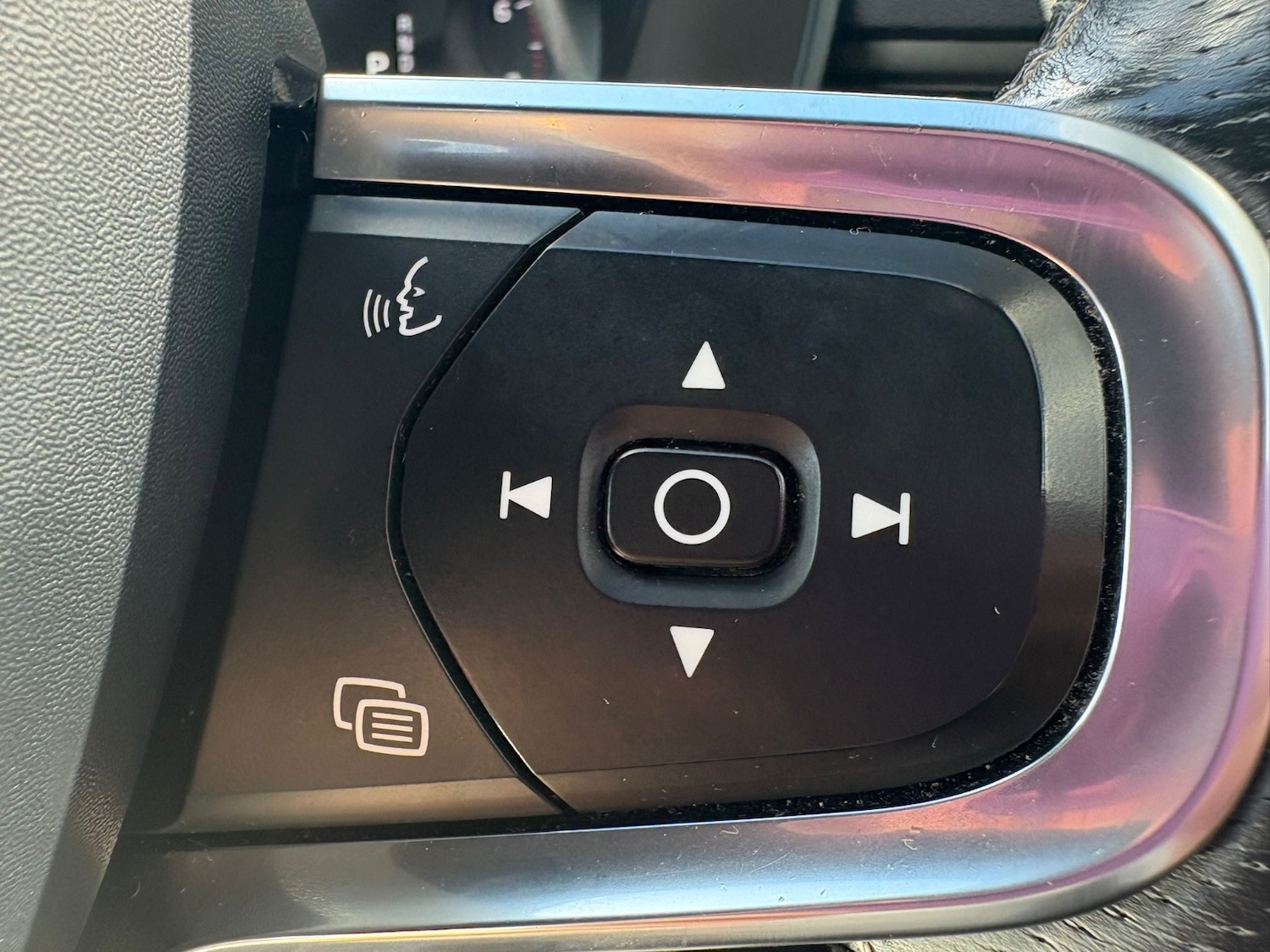 Used Volvo XC40 2020 for sale - 75902325: Photo 31