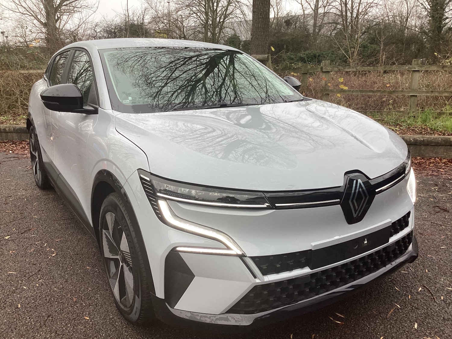 Used Renault Megane E Tech 2024 for sale - 76567999: Photo 1