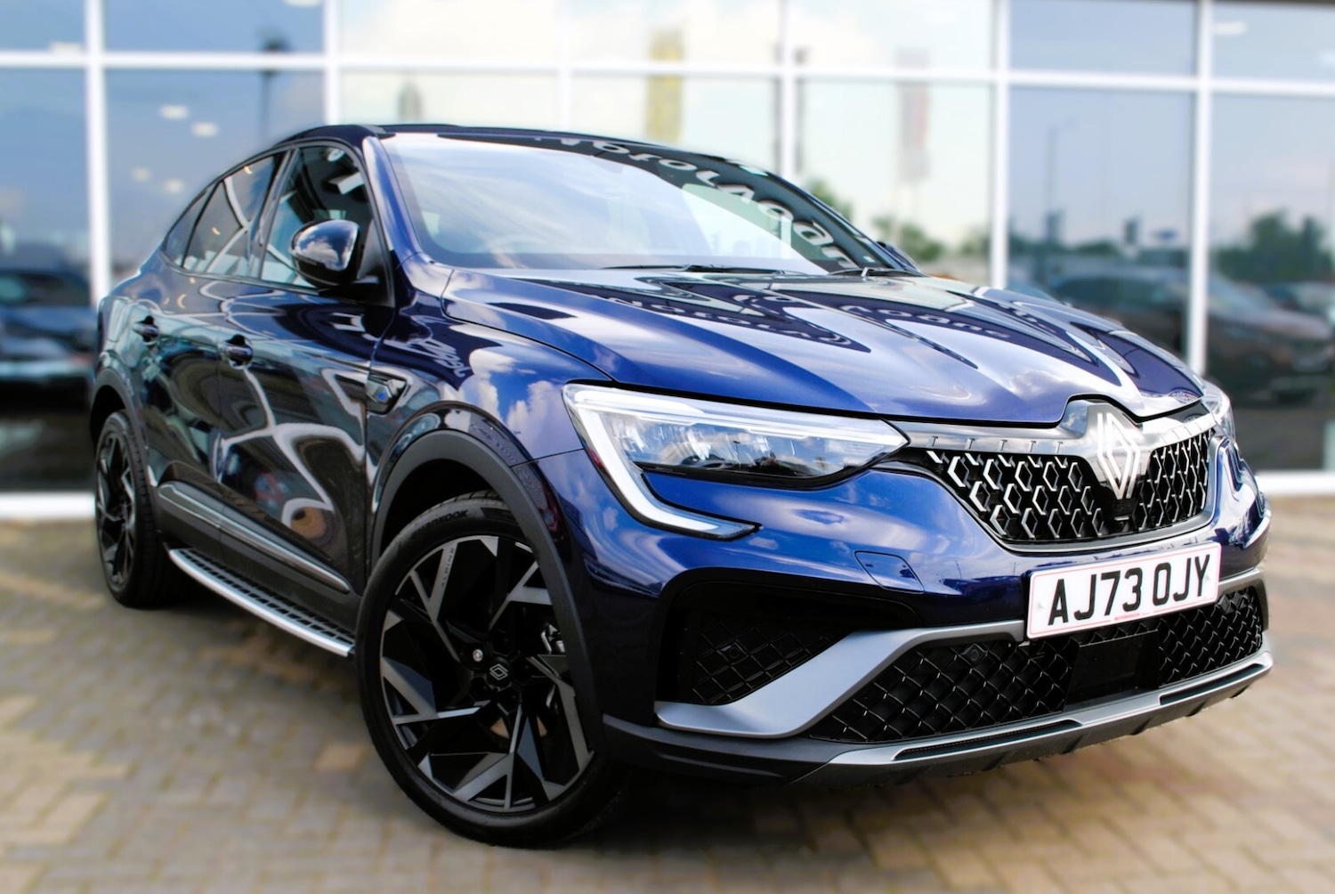 Used Renault Arkana 2023 for sale - 76161310: Photo 1