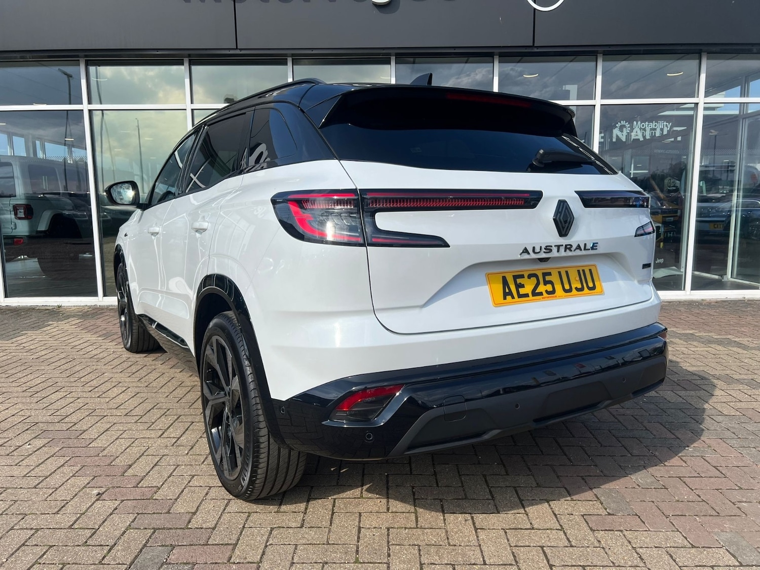 Used Renault Austral 2025 for sale - 76869366: Photo 12