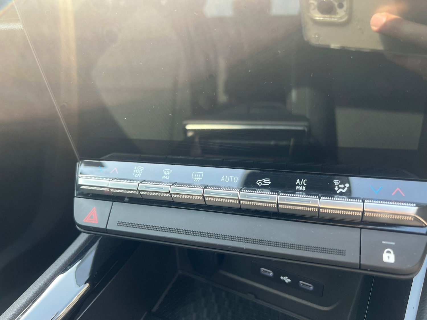 Used Renault Austral 2025 for sale - 76869366: Photo 29